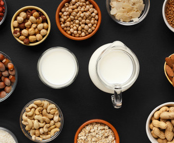 Pflanzliche Alternativen zu Milch: 5 Ernährungstatsachen